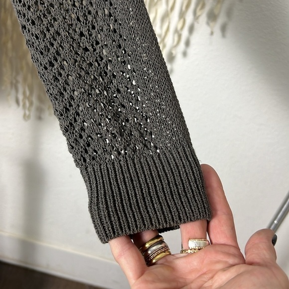 Brochu Walker Open Knit Gray Vneck Sweater Size Small - Picture 3 of 7